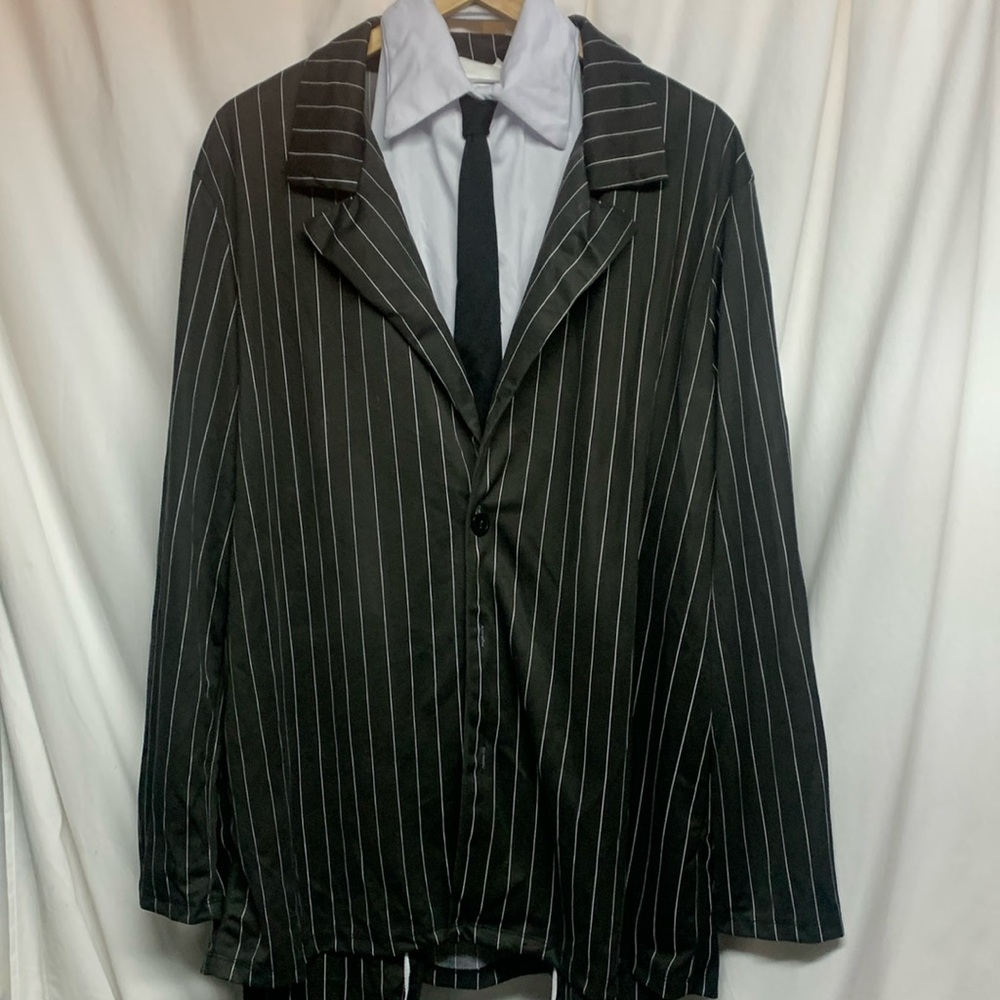 Gangster Costume. AO